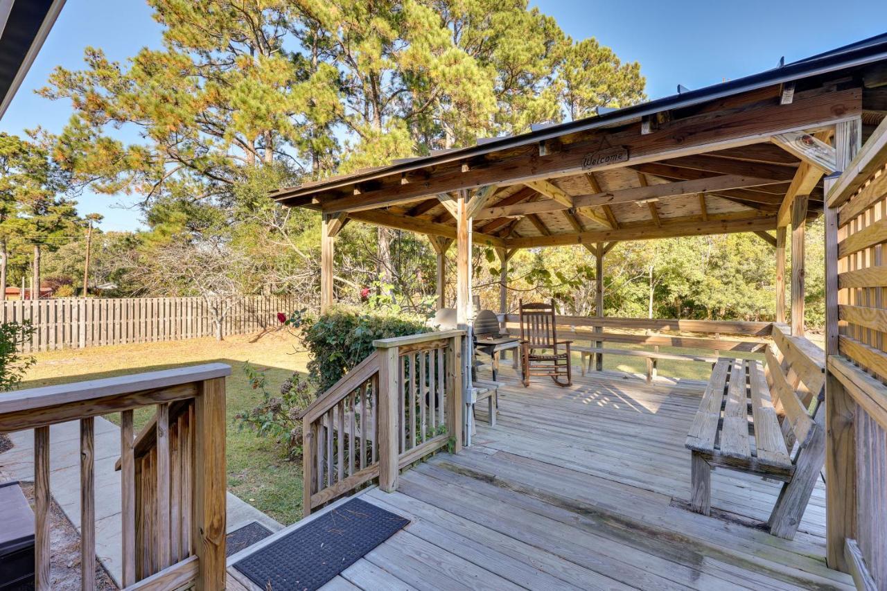 Holiday home With Gazebo Deck 4 Mi To Beach! *